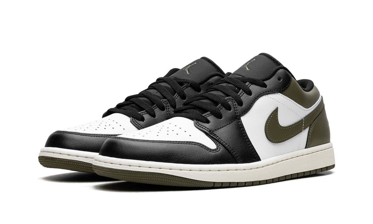 Air Jordan 1 Low Black Toe Medium Olive 553558 092