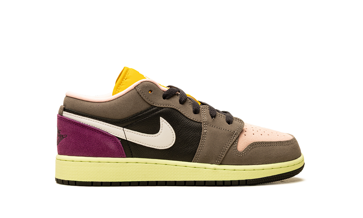 Air Jordan 1 Low GS Tokyo Bio Hack HQ2021 005