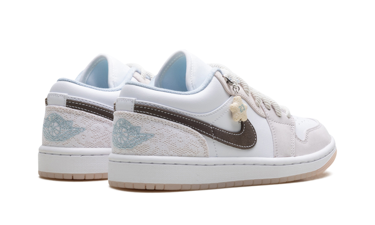 Jordan 1 Low WMNS Coral IB8859 101
