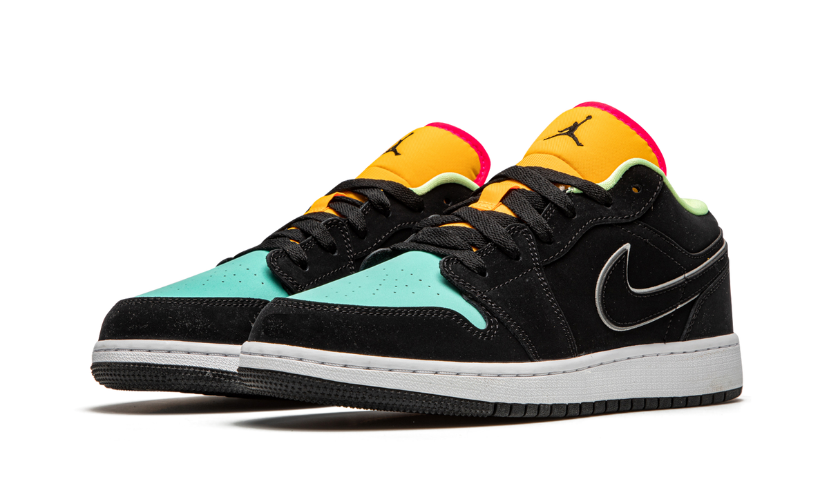 Jordan 1 Low SE GS Aurora Green CV9844 013